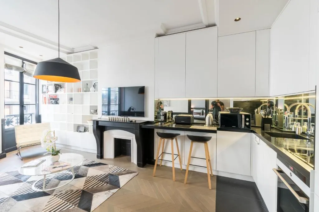 LUXURY Apartment in Saint-Germain, Paris, Franţa