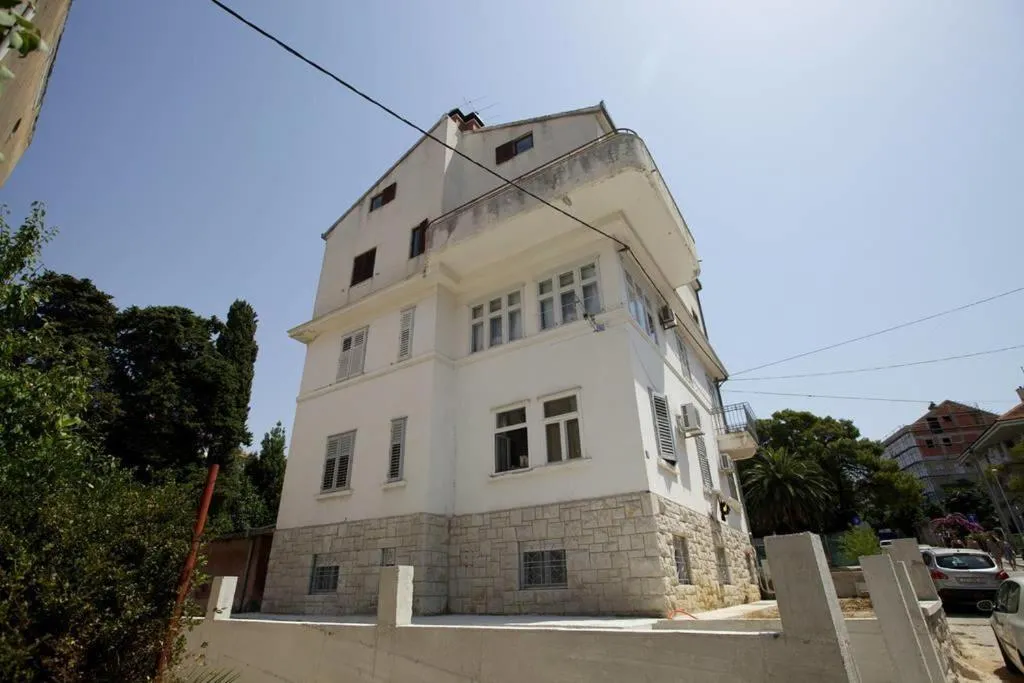 Apartments with a parking space Split - 15276, Split, Croatia