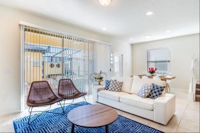 Windsor at Westside 5 Bedroom Town Home with Private Pool, Kissimmee, Statele Unite ale Americii