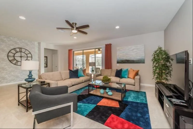 Elegant 8 Bedroom 5.5 Bath Pool Home in Windsor at Westside, Kissimmee, Statele Unite ale Americii