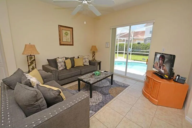 Beautiful Disney Area 4 Bedroom 3 Bath Pool Home, Davenport, Statele Unite ale Americii