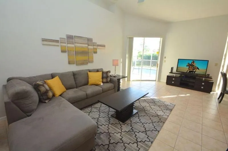 Beautiful 3 Bedroom 2 Bath Pool Villa in Tuscan Hills, Davenport, Statele Unite ale Americii