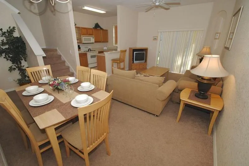 Spacious 4 Bed 3 Bath Town Home in Regal Palms Resort, Davenport, Statele Unite ale Americii
