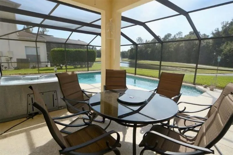 Gorgeous 4 Bedroom Pool Home in Cumbrian Lakes, Kissimmee, Statele Unite ale Americii