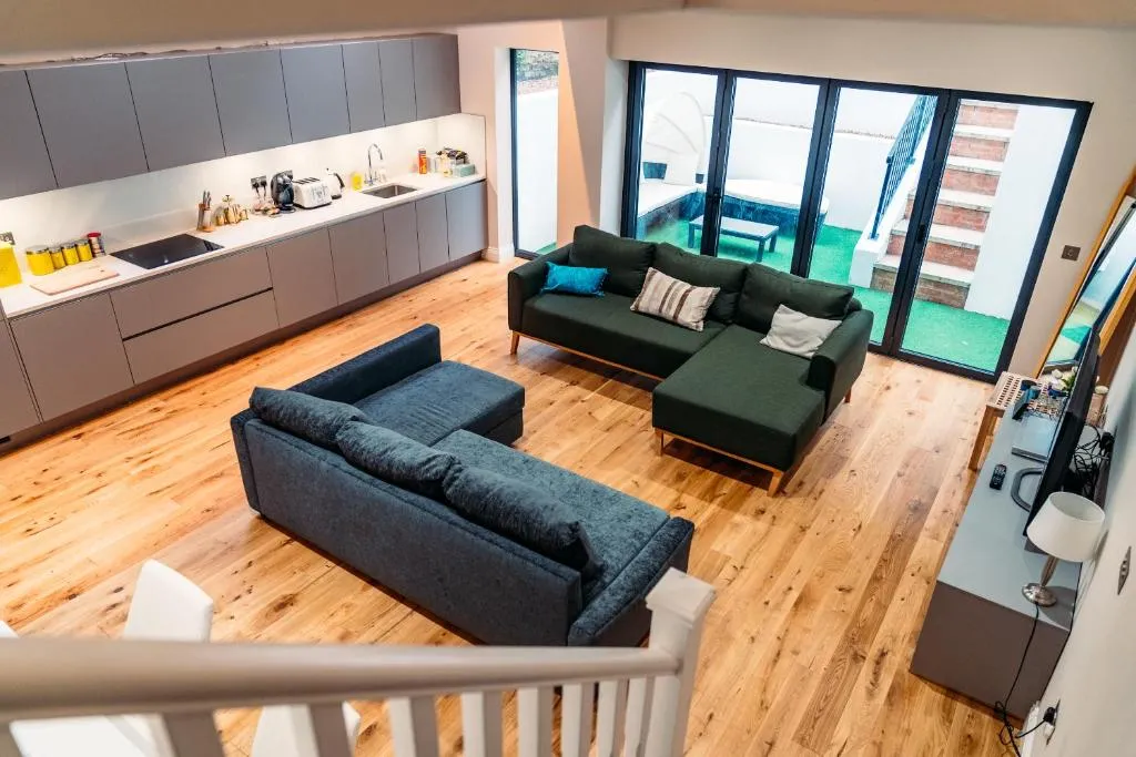 Flat 2, Cromwell Road 3 Bedroom Apartment, Londra, Marea Britanie