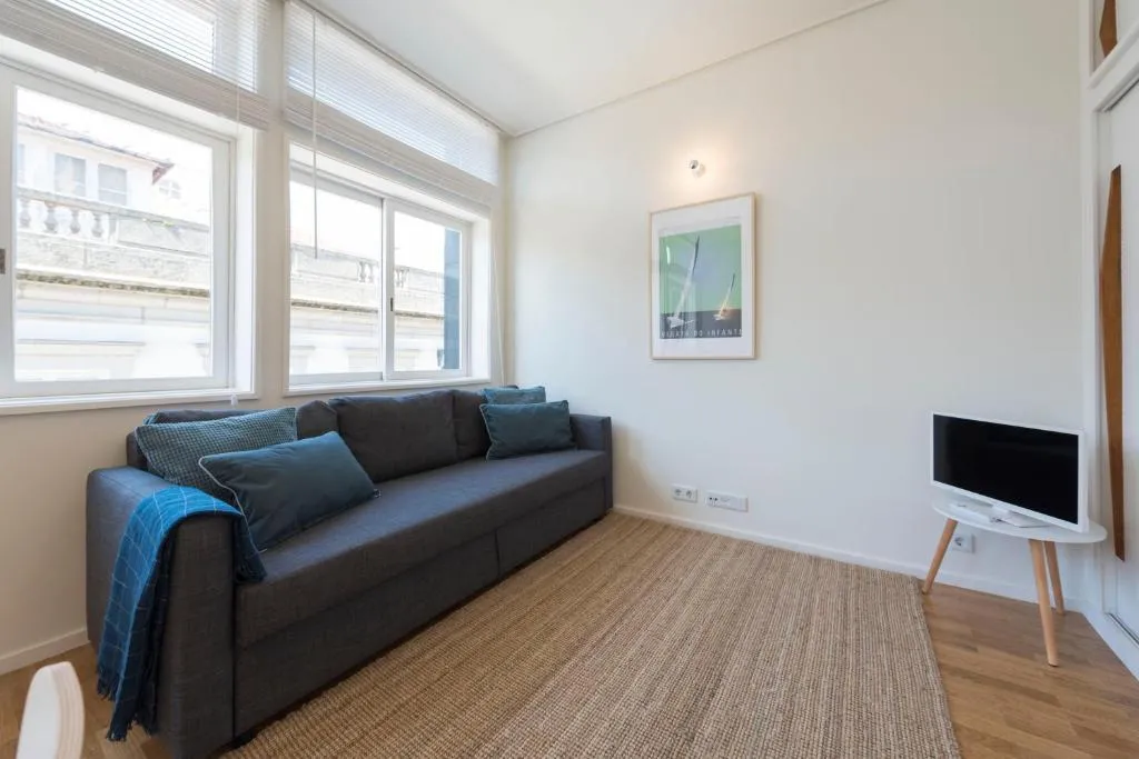 BmyGuest - Carlos Alberto Theater Apartment, Porto, Portugal