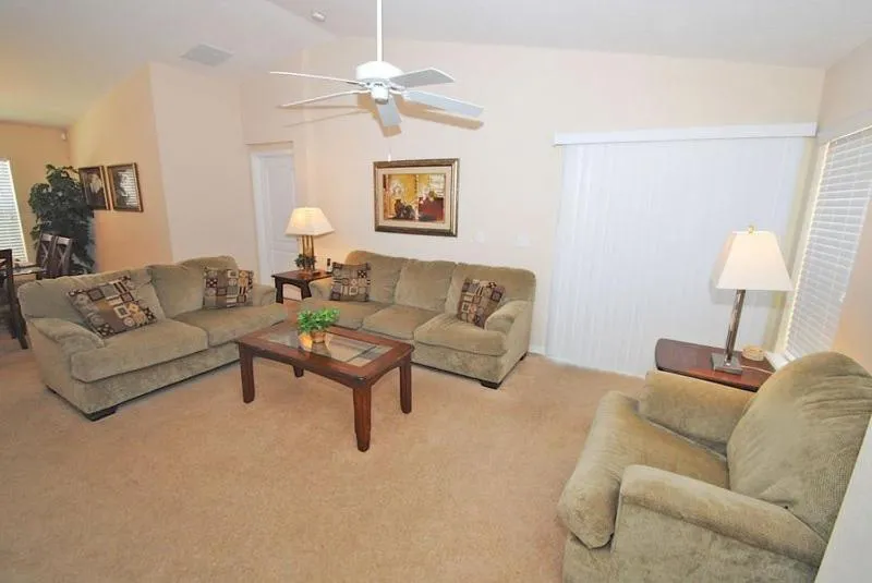 Executive Sandy Ridge 3 Bedroom 3 Bath Pool Home, Davenport, United States