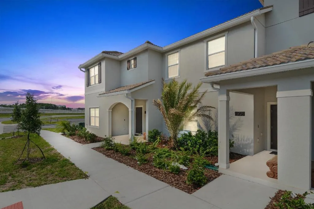 Four Bedroom Family Friendly w/ Screened Pool 4908, Kissimmee, Statele Unite ale Americii