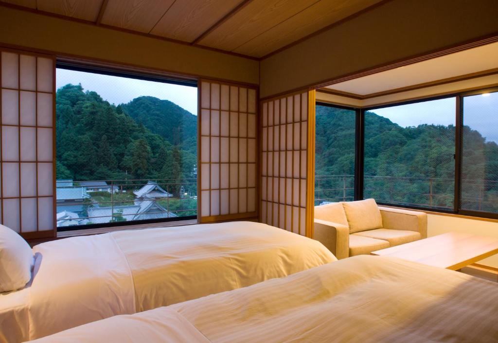 Arima Onsen Takayamaso Hanano thumbnail 4
