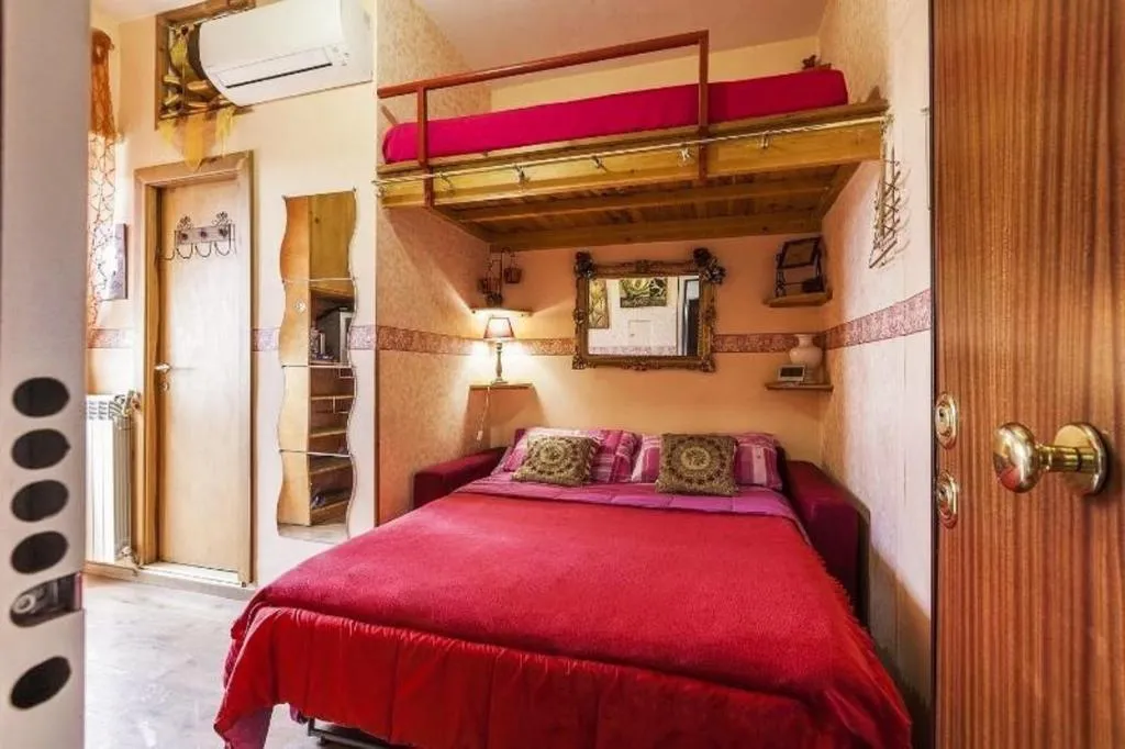 Casa Bella, Roma, Italy