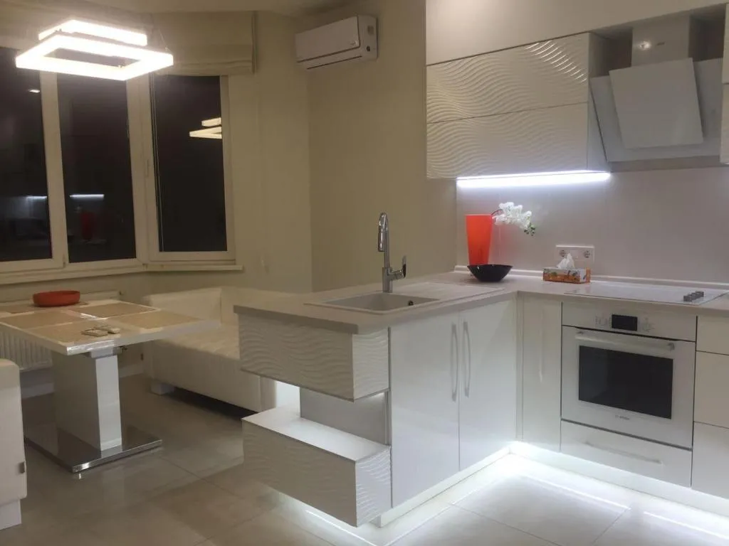 Apartment on Seredn'ofontans'ka 19B, Odesa, Ucraina