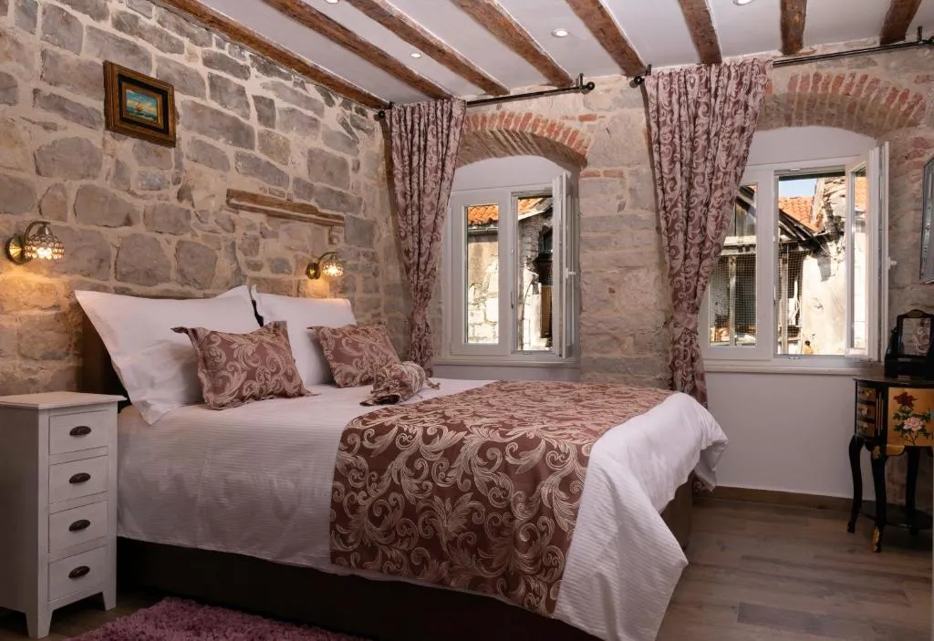 Studio Amore in Diocletian palace, Split, Croatia