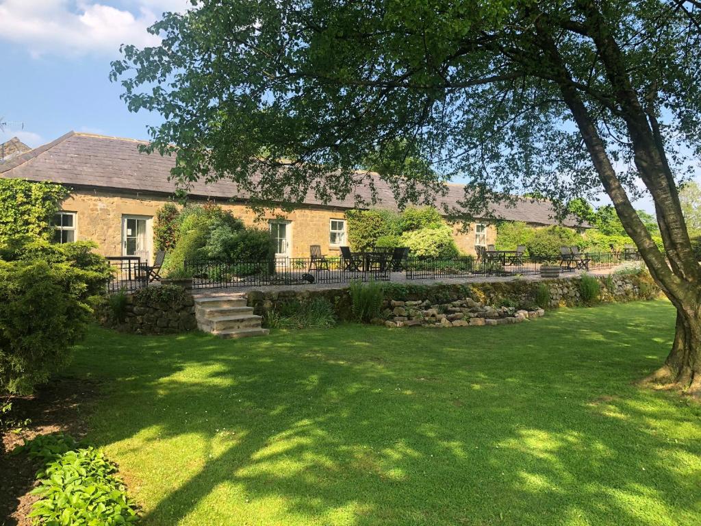 Stainsborough Hall Holiday Cottages