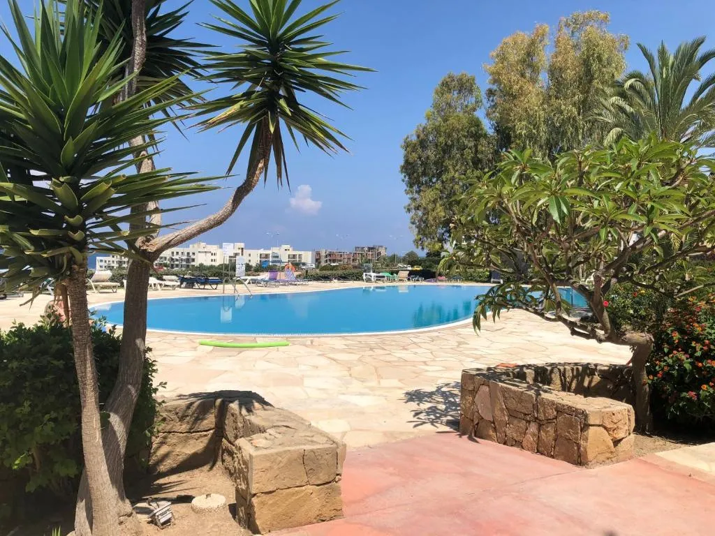 Modern, pool-side 2 bedroomed apartment, Paphos, Cyprus