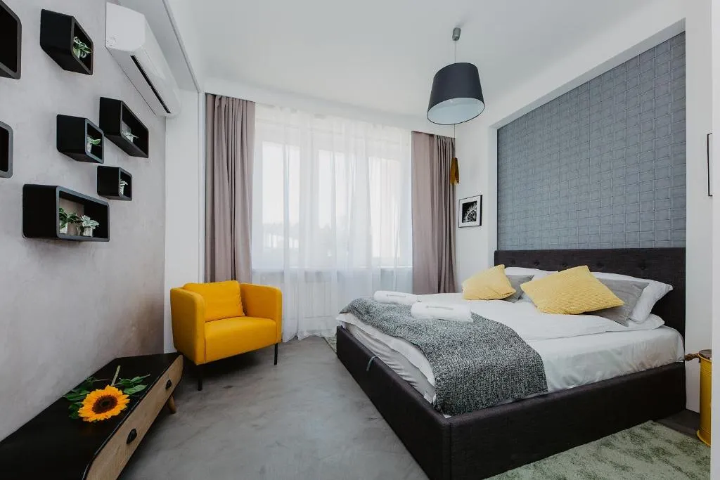 ShortStayPoland Aleje Jerozolimskie (B59), Warsaw, Poland