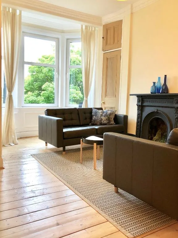 Bright And Modern 1 Bedroom Minimal Pad, Edinburgh, United Kingdom