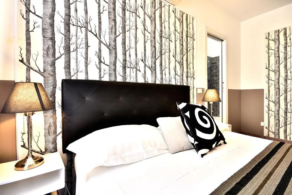 Romantica Rooms, Roma, Italy