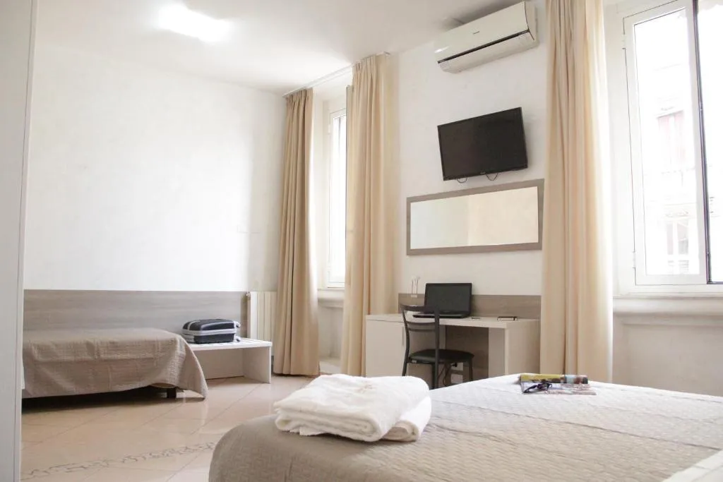 Hotel Siro, Comasina, Italy