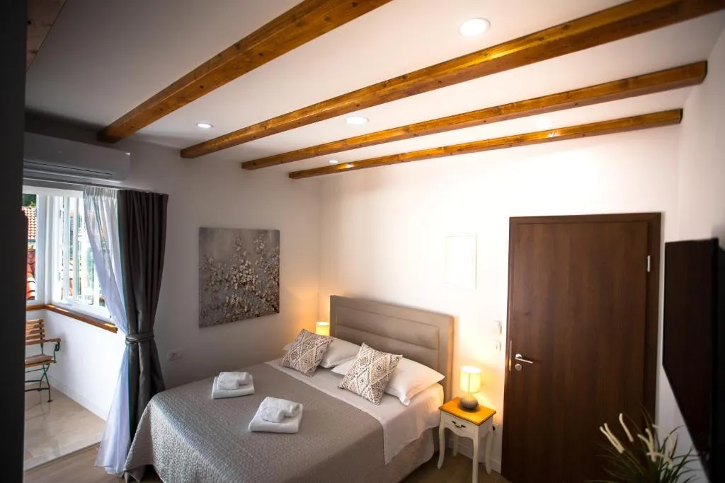 KATRIGA LUXURY STUDIO, 4**** OLD TOWN, Split, Croatia