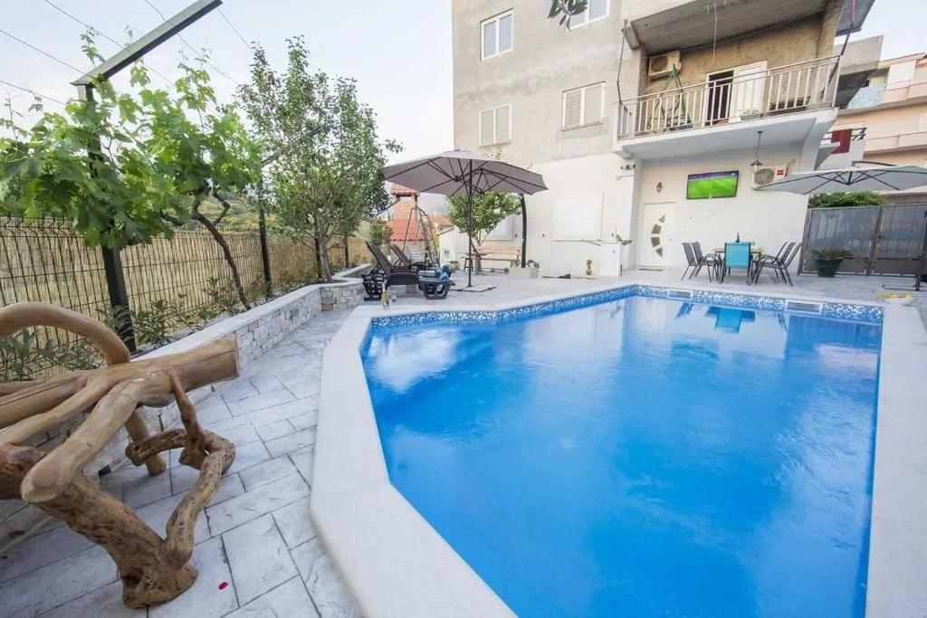 Family friendly apartments with a swimming pool Split - 14203, Split, Croatia