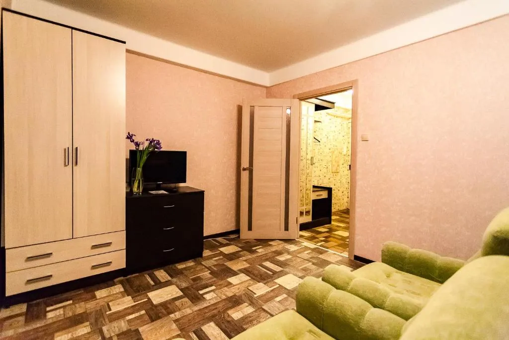 Apartment on Varshavskaya 69, Kudrovo, Russia
