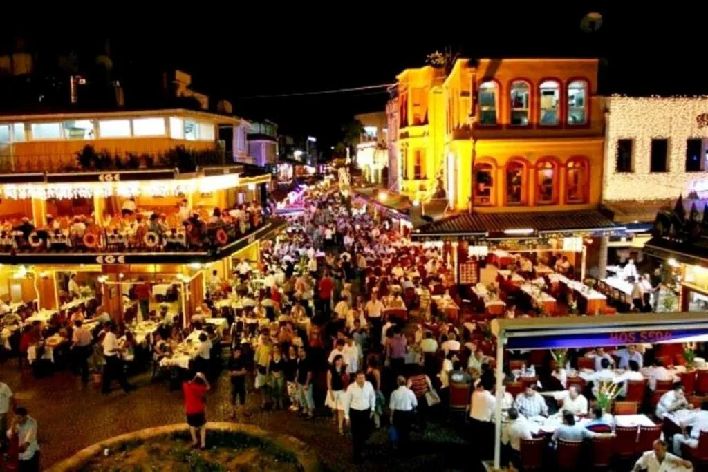 holiday family apart, Istanbul, Turkey