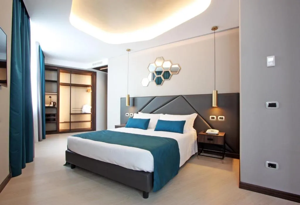 The Hive Hotel, Roma, Italy