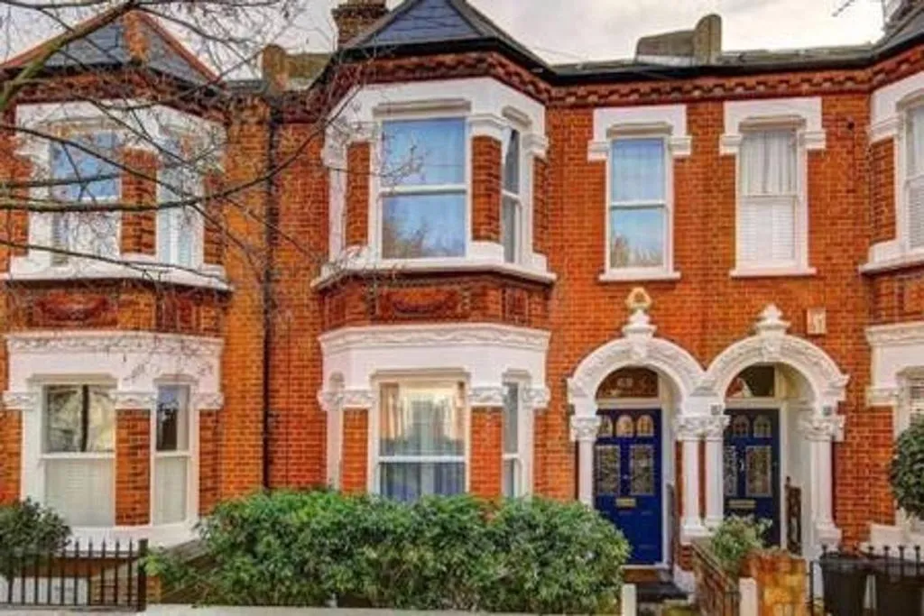 Broomwood Place, Londra, Marea Britanie
