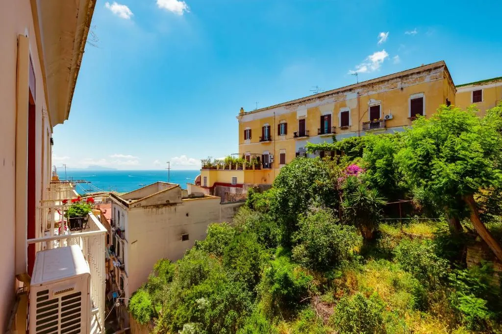 Gradoni - Comfortable flat by Napoliapartments, Napoli, Italia