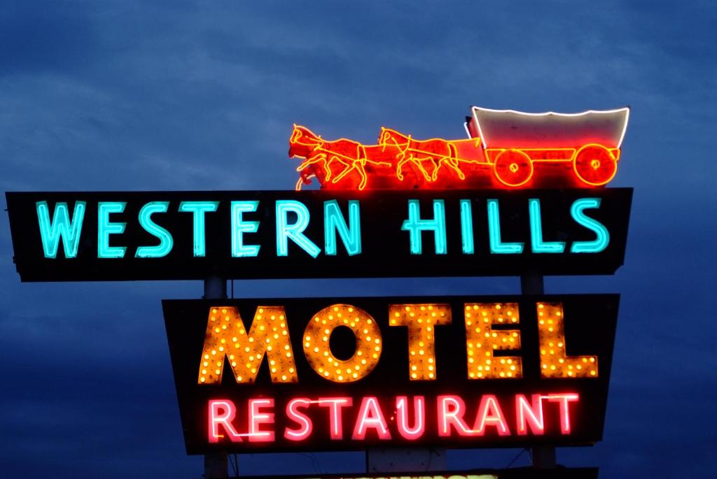 Western Hills Motel