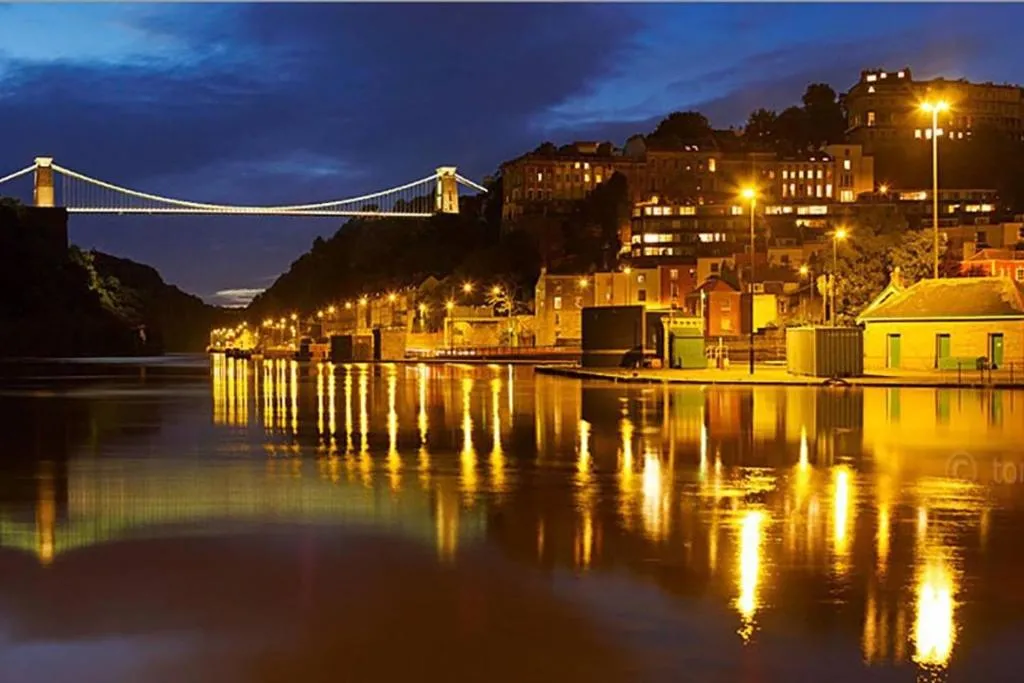 Beautiful large victorian waterfront house, Bristol, United Kingdom