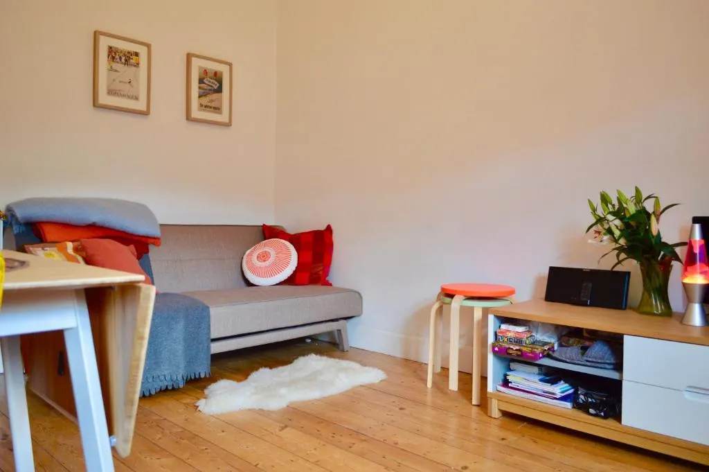 1 Bedroom Flat In West Edinburgh, Edinburgh, United Kingdom