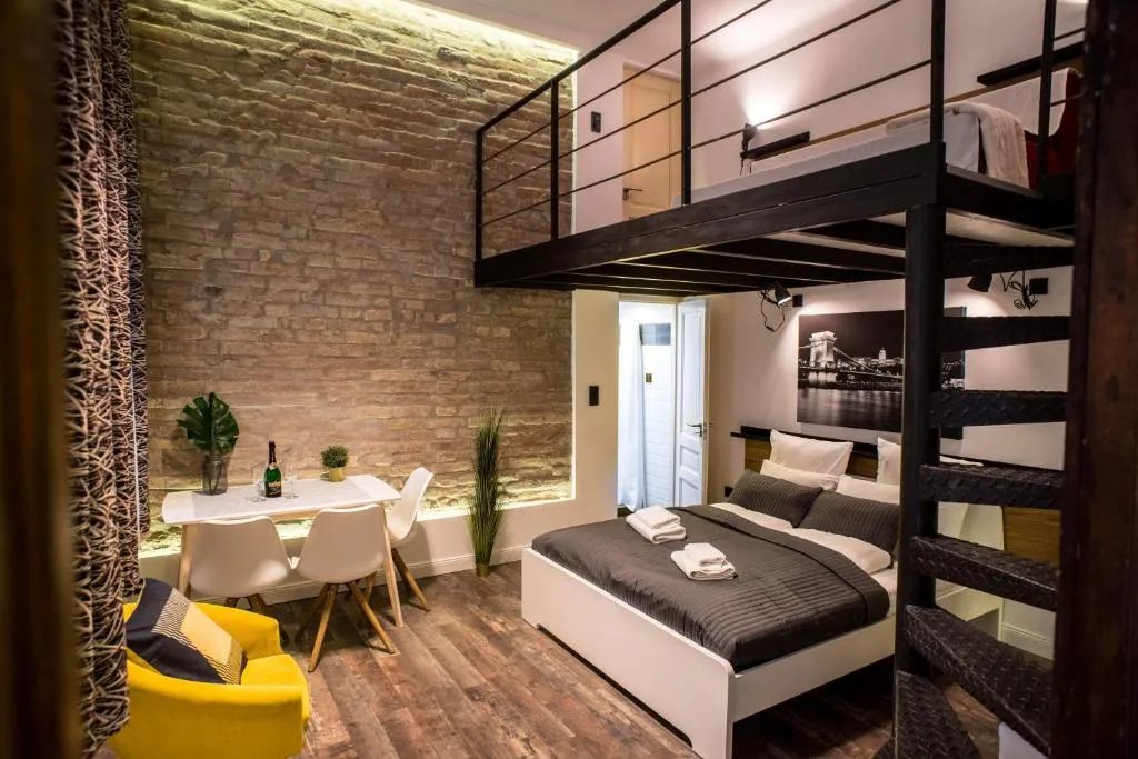 Very stylish and fresh studio home in the center, Budapesta, Ungaria