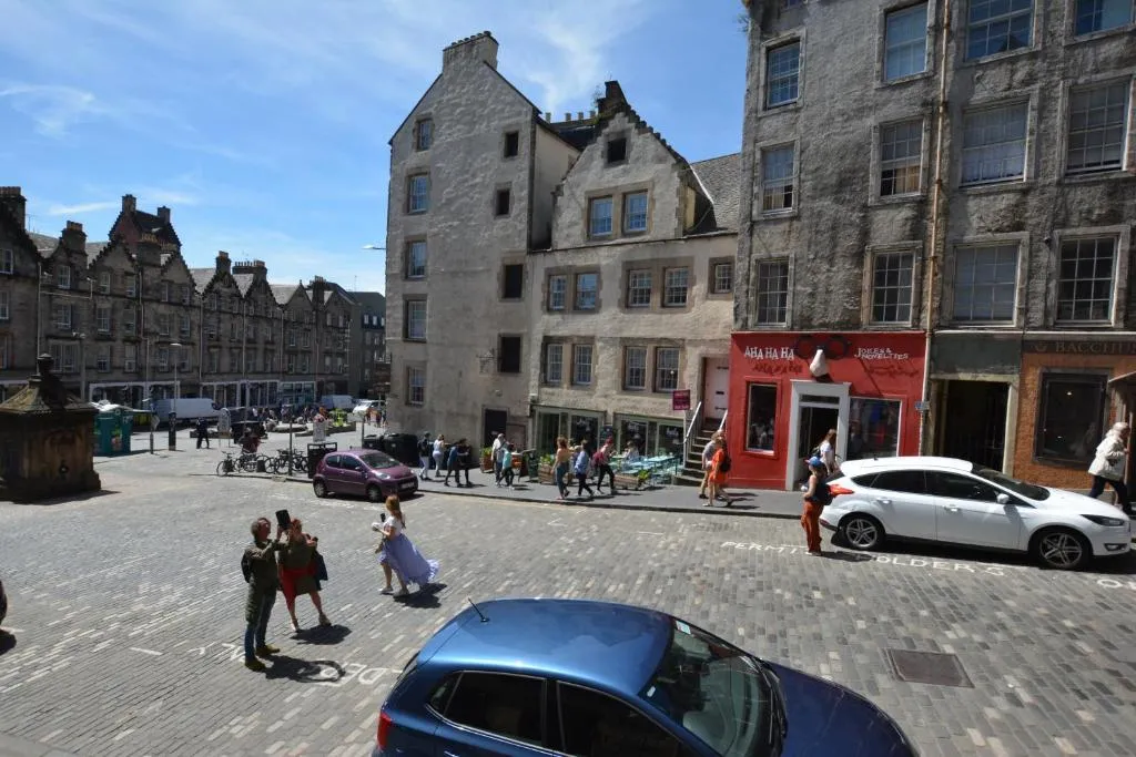 The West Bow, Old Town, Edinburgh, Marea Britanie