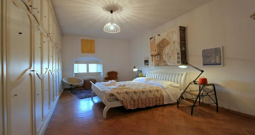 Designer Penthouse Dome Square, Florența, Italia