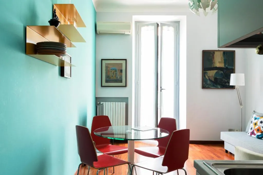 HomeatHotel - Eustachi Apt, Milano, Italia