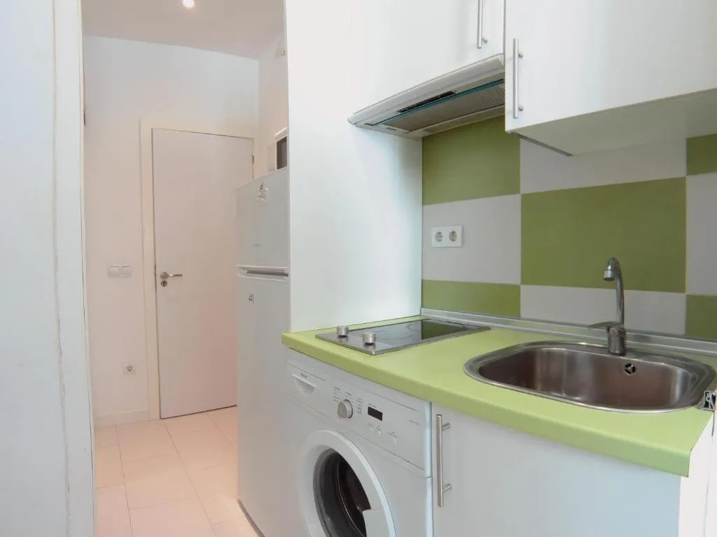 Apartment Az Estudio Verde, Madrid, Spania