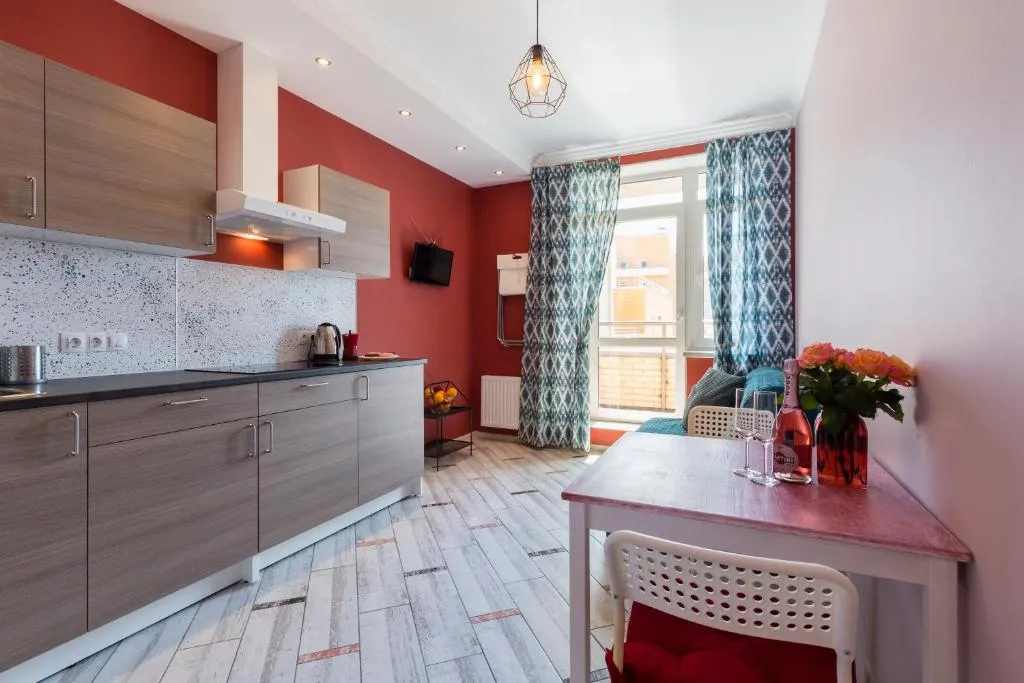 Cherry Apartment on Vernosti, Kudrovo, Russia