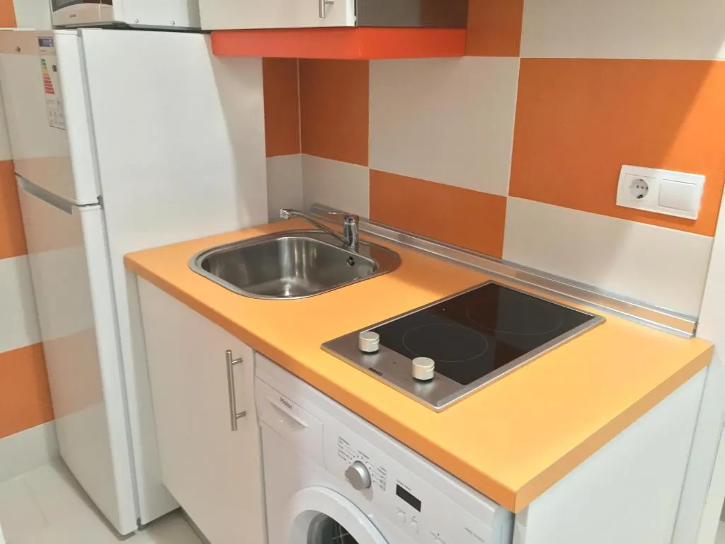 Apartment Az Estudio Naranja, Madrid, Spania