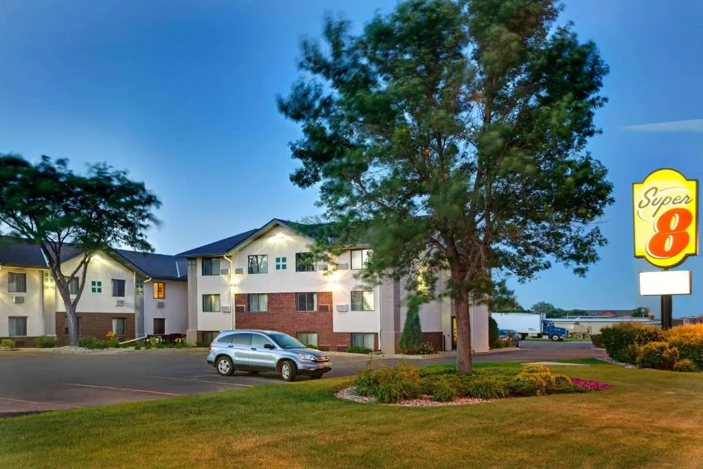 Super 8 by Wyndham Aberdeen East, Aberdeen, United States
