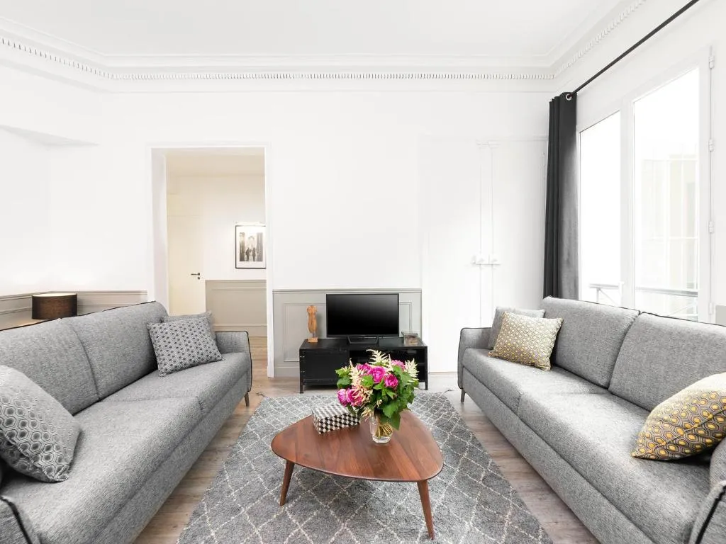 Luxury 4 Bedrooms Opera I by Livinparis, Paris, France