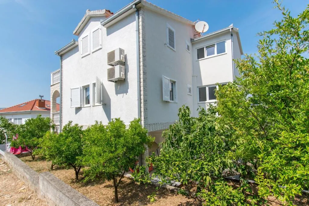 Apartments Mia, Trogir, Croaţia