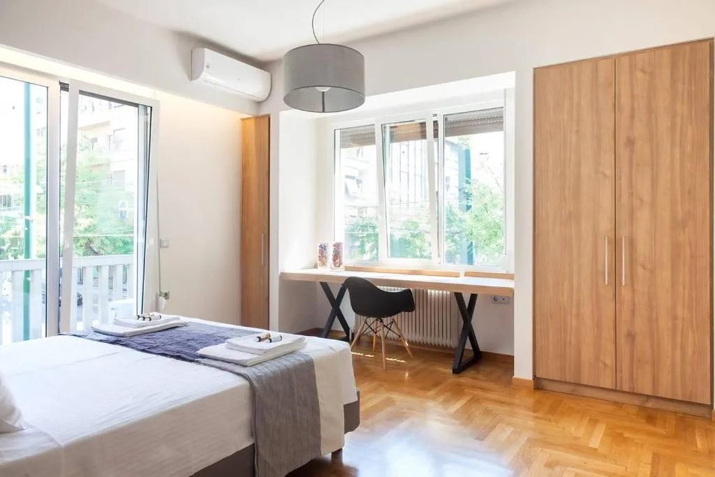 TONI'S Bright and Green Home in City Centre, Atena, Grecia