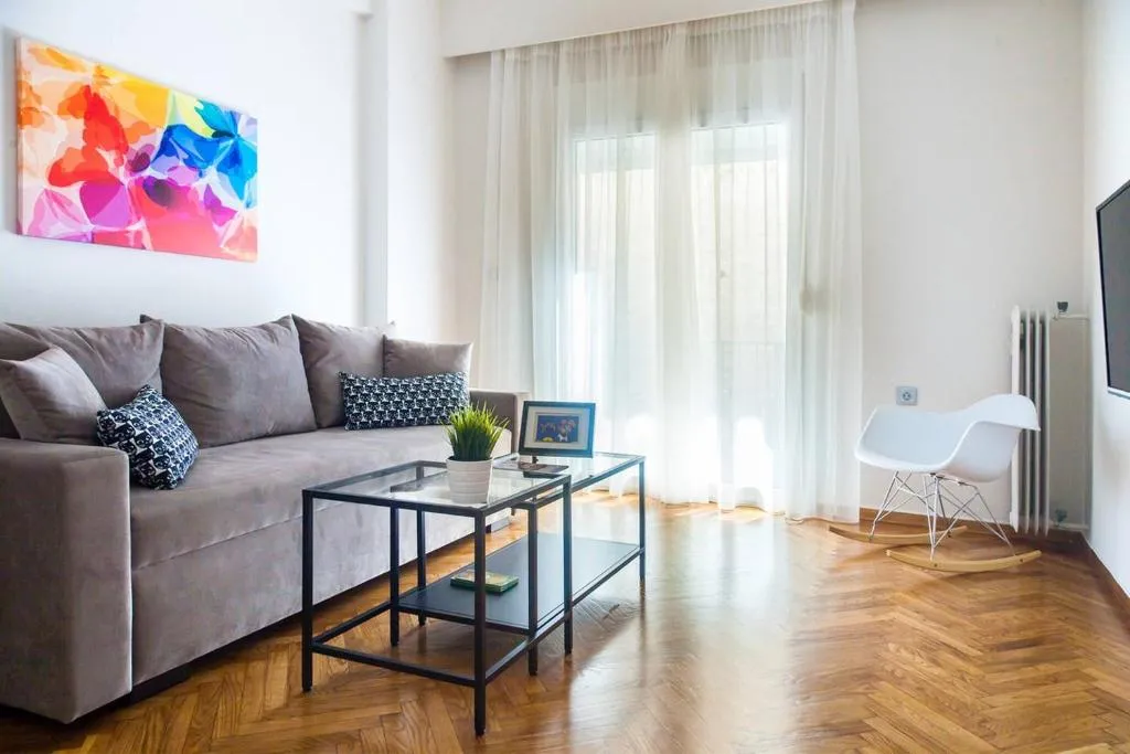TONI'S Classy Home in Kolonaki, local's Gem, Atena, Grecia