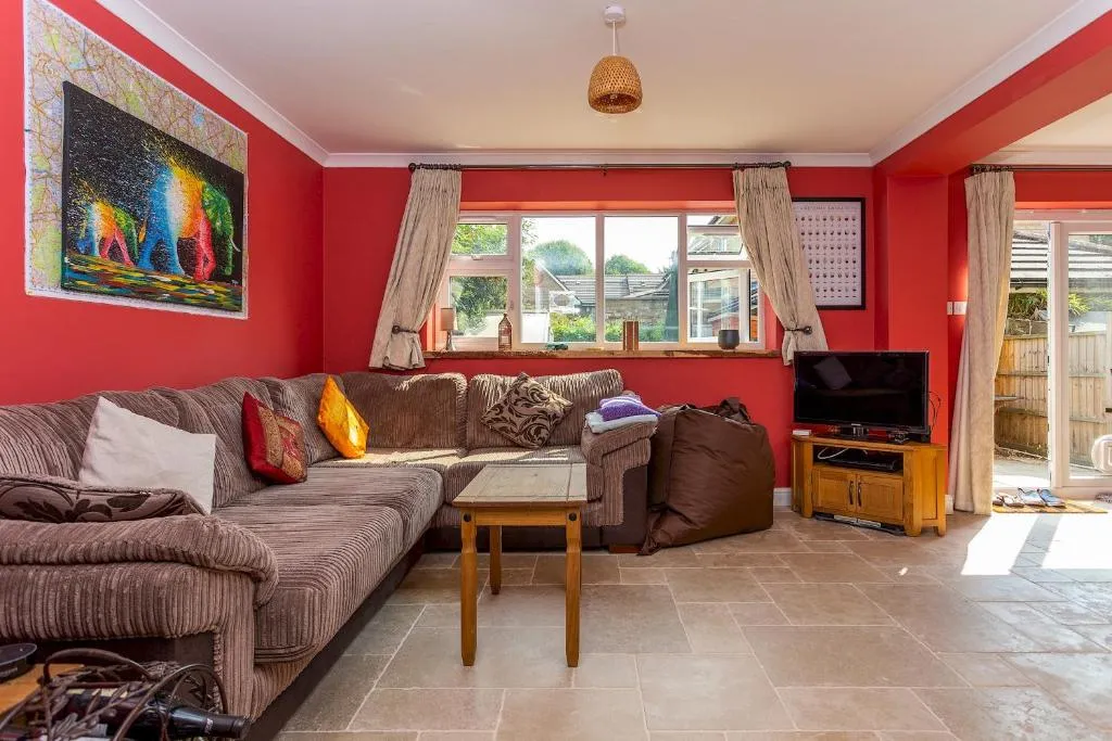 Spacious 3 Bedroom House with Garden in Bermondsey, Londra, Marea Britanie