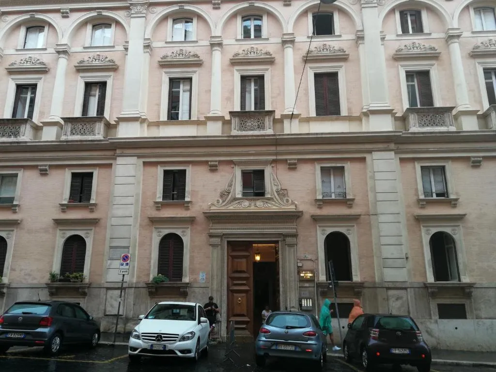 Elide Garden, Roma, Italia