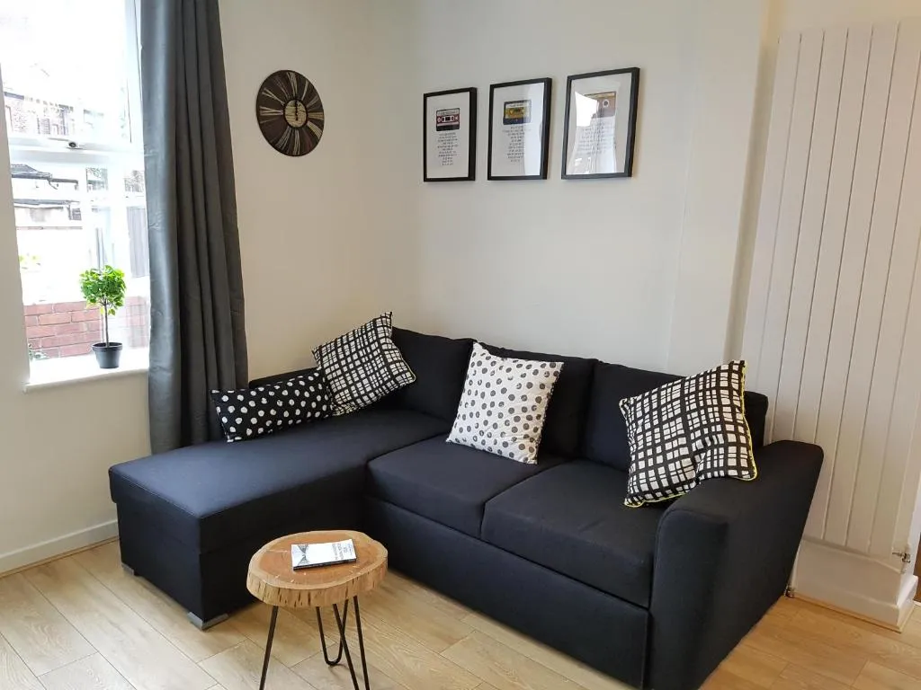 1Beech Road, Manchester (CT), United Kingdom
