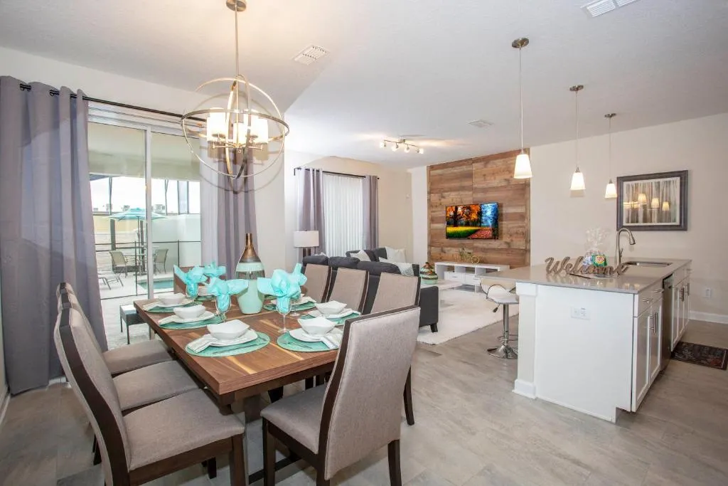 Four Bedroom Close To Disney w/ Pool 4969, Kissimmee, United States