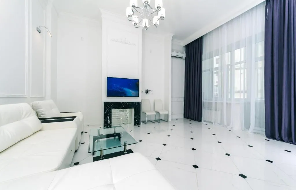 VIP apartment near Kreschatyk, 31а Pushkinska Street, Kiev, Ukraine