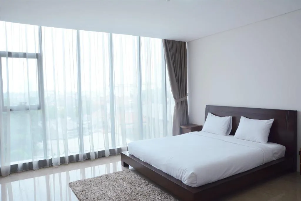 Comfy 1BR L'Avenue Apartment By Travelio, Jakarta, Indonesia